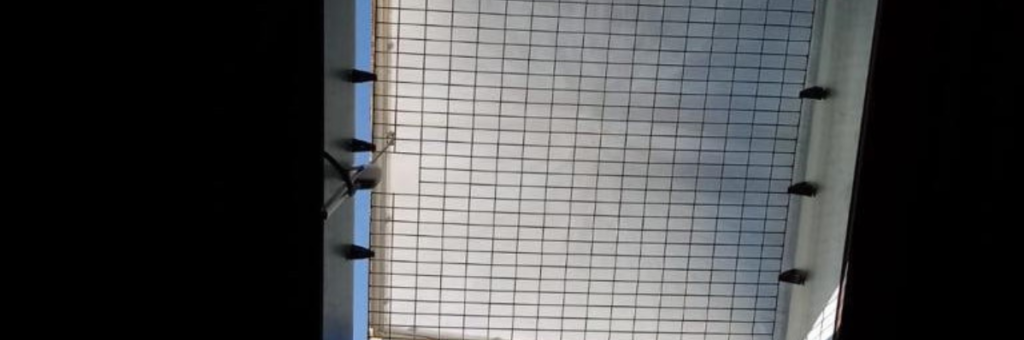 malla de seguridad para proteger claraboyas